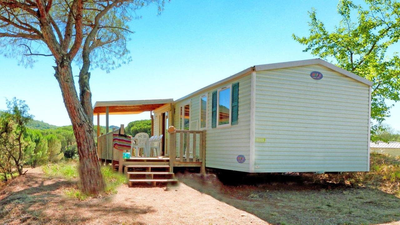 Camping Les Cigales Le Muy Bilik gambar