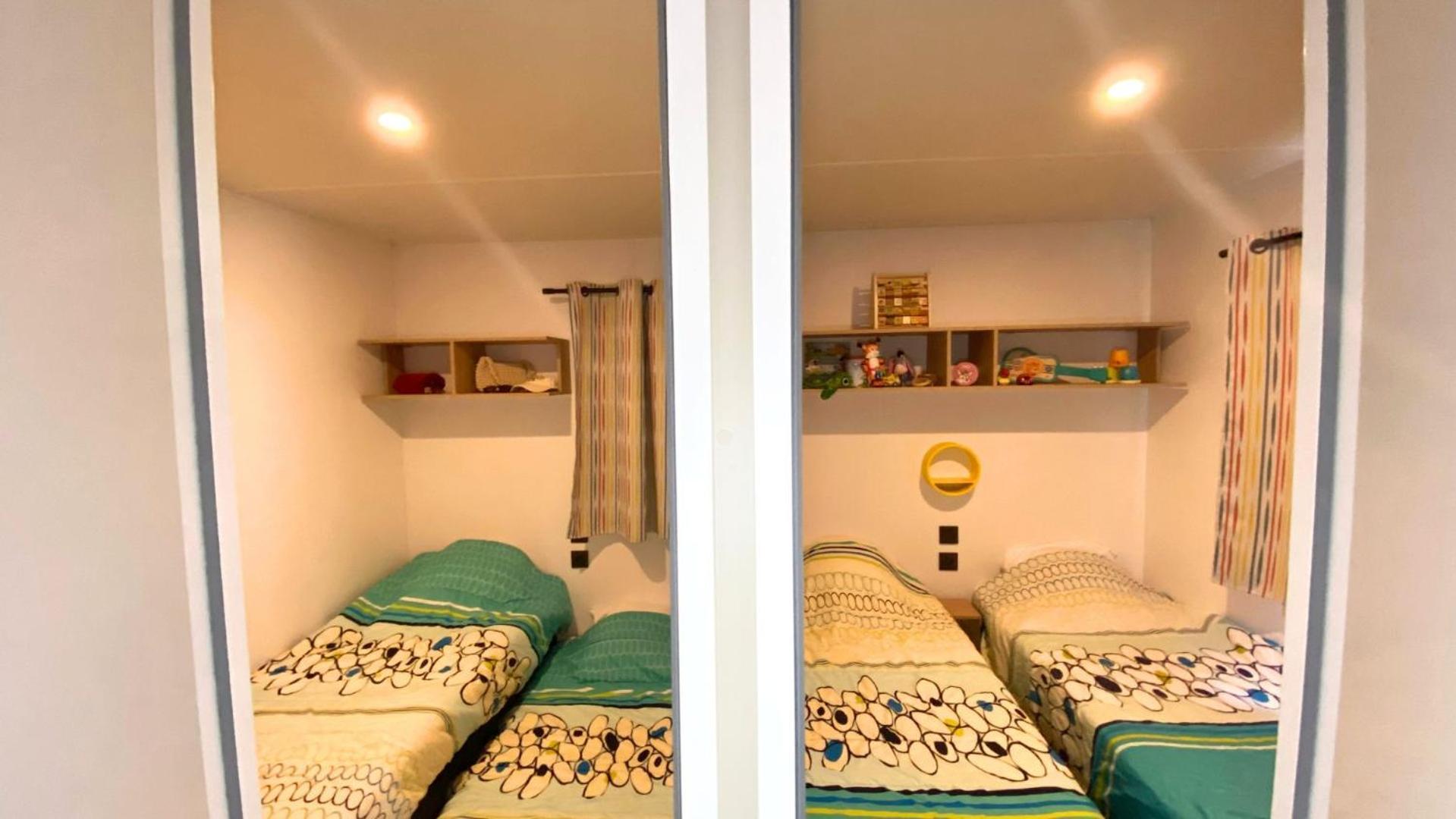 Camping Les Cigales Le Muy Bilik gambar